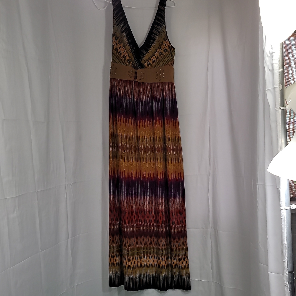 Ronni Nicole Sleeveless V-Neck Brown and Orange Maxi Sundress